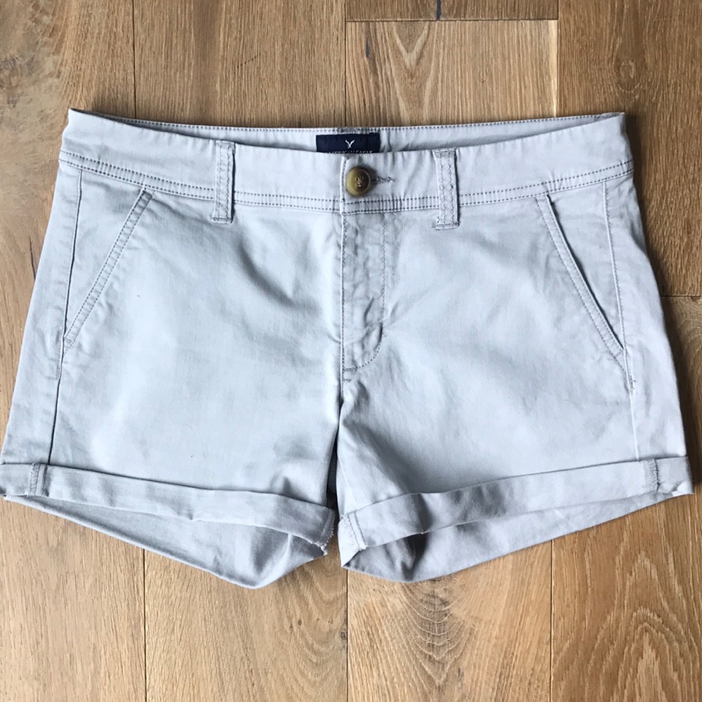 Light Grey American Eagle Midi Stretch shorts